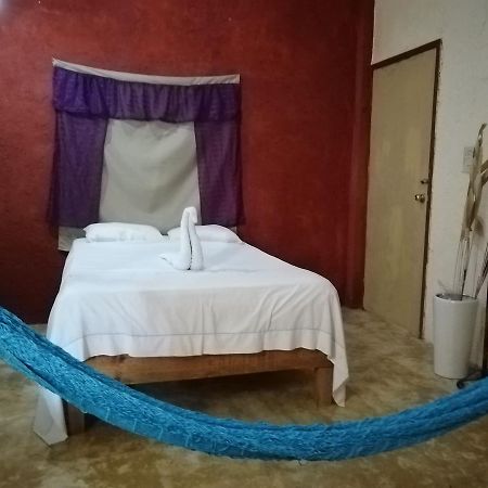 Casa Mexicana Apartment Валядолид Екстериор снимка