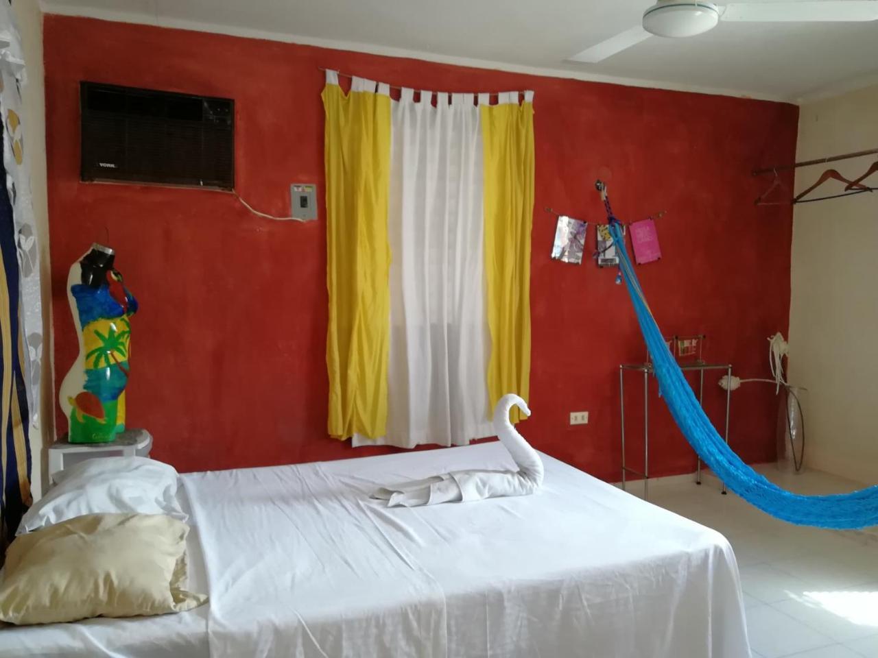 Casa Mexicana Apartment Валядолид Екстериор снимка