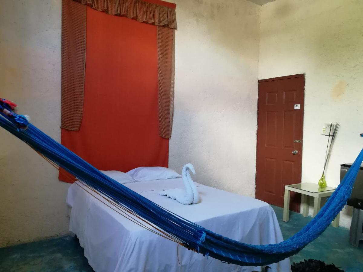 Casa Mexicana Apartment Валядолид Екстериор снимка