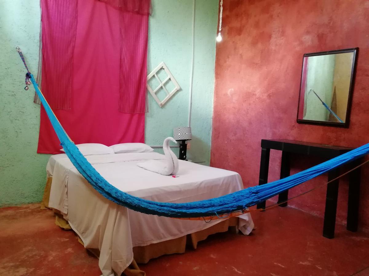 Casa Mexicana Apartment Валядолид Екстериор снимка